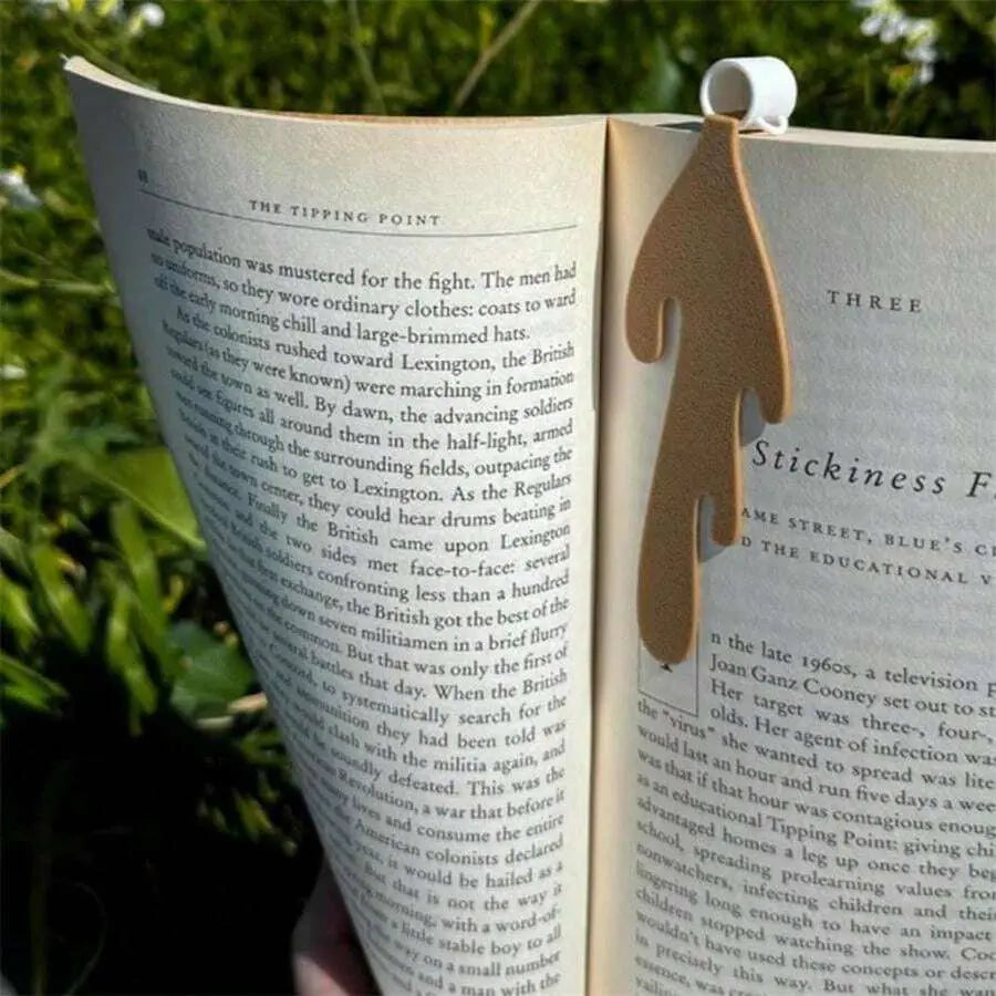 Cafe spill bookmark